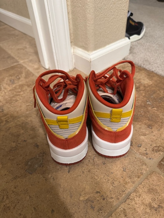 Nike Dunk High Up Sneakers in Mars Yard - Picture 4 of 4